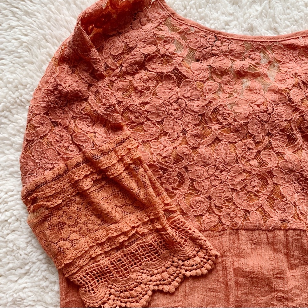 BKE Top with lace details - Picture 5 of 7